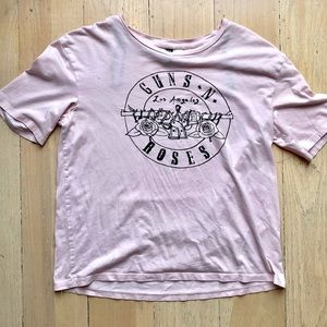 H&M Guns/Roses Shirt Size M